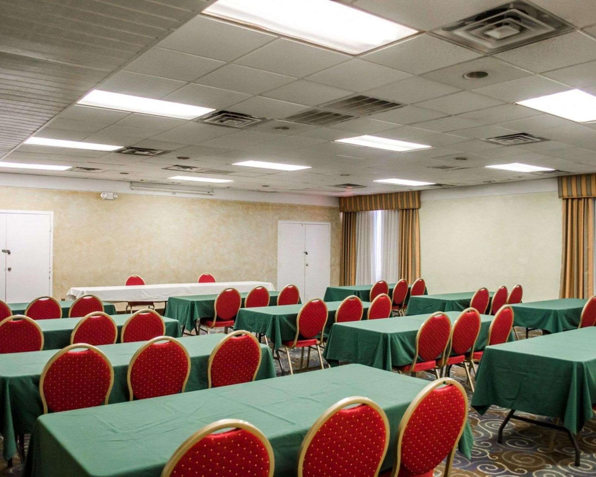 Quality Inn & Suites Gulf Breeze Bayside Near Pensacola Beach Luaran gambar