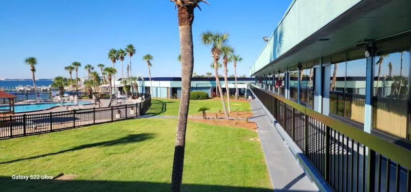 Quality Inn & Suites Gulf Breeze Bayside Near Pensacola Beach Luaran gambar