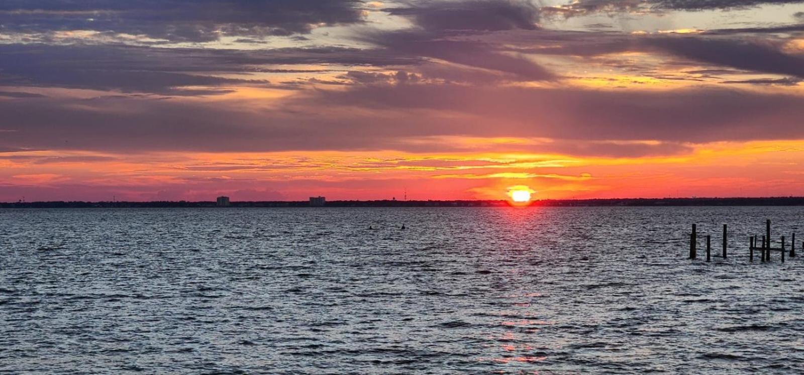 Quality Inn & Suites Gulf Breeze Bayside Near Pensacola Beach Luaran gambar